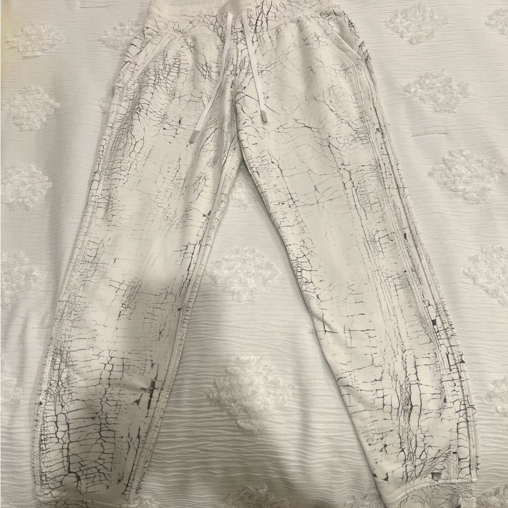LULULEMON WARM DOWN JOGGER